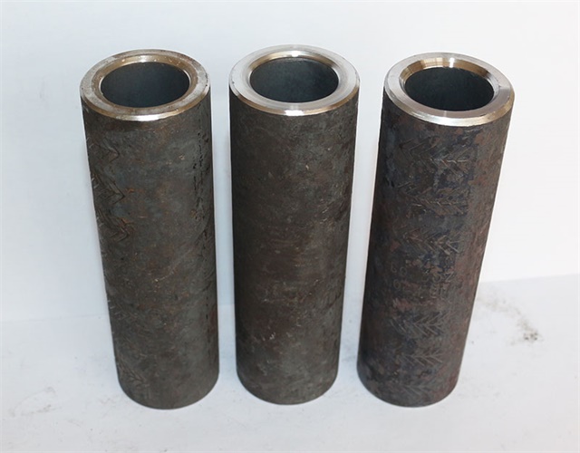 雅江18冷挤压钢筋套筒