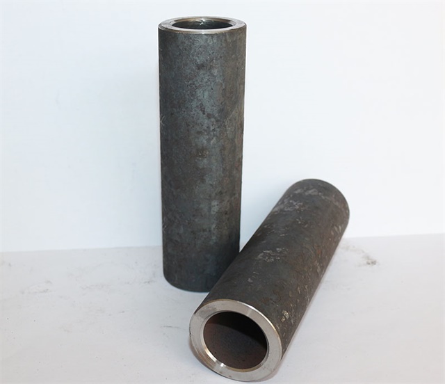 雅江16冷挤压钢筋套筒