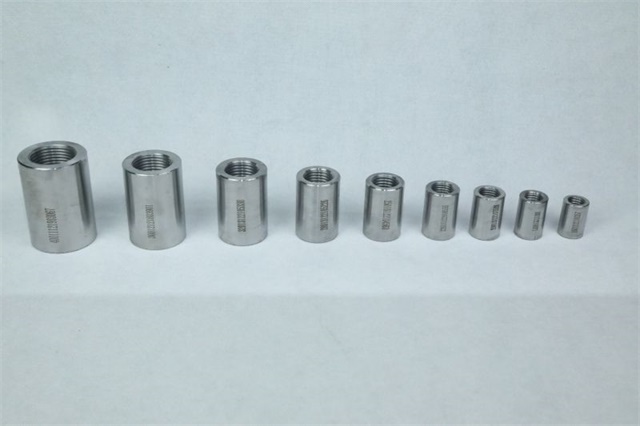 雅江直螺纹钢筋连套筒厂家